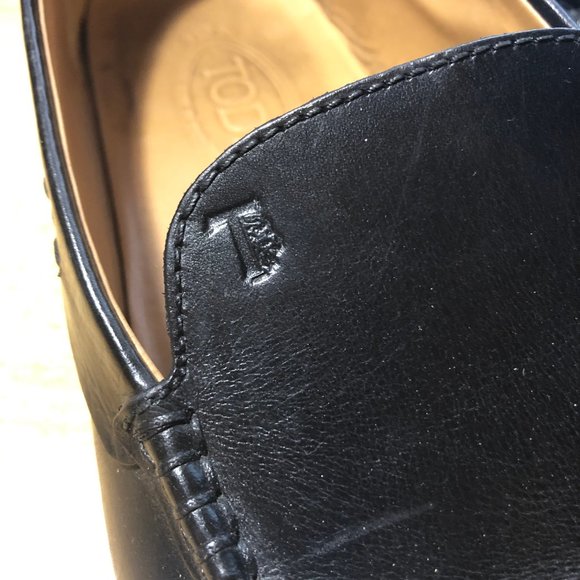 MENS TOD'S BLACK LEATHER SLIP-ON LOAFERS 9 * - Picture 14 of 14